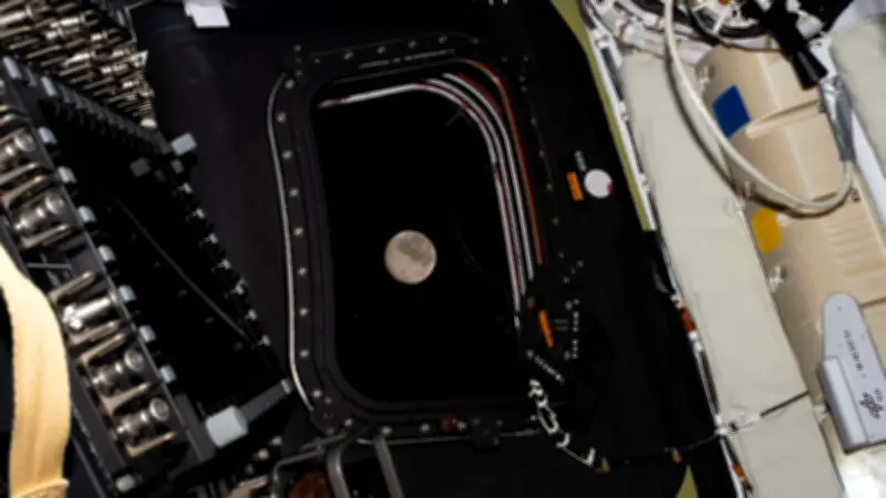 Artemis II establece récord histórico al alcanzar el punto más lejano de la Tierra en el espacio