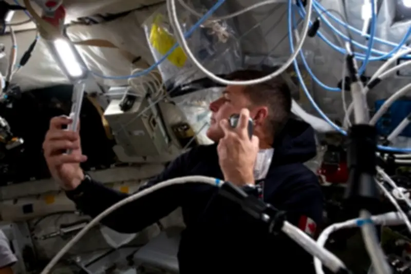 Artemis II restablece comunicación tras 40 minutos de silencio en la cara oculta de la Luna