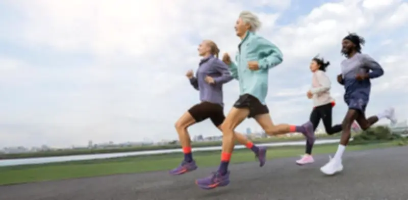 Asics expande en Colombia con nueva tienda en Bogotá por auge del running