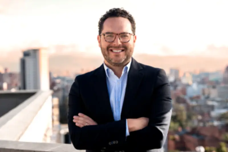 Asofondos advierte que sistema pensional colombiano no es sostenible y critica decretos gubernamentales