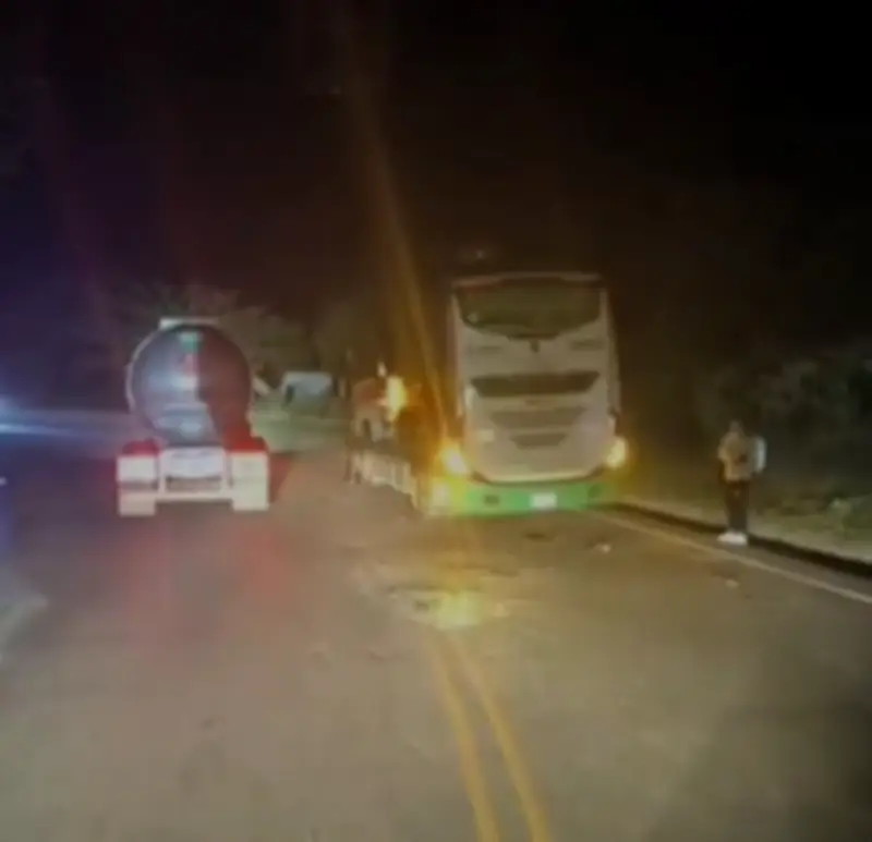 Atentado con explosivos en la vía Panamericana deja varios heridos