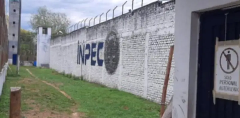 Atentado en Bucaramanga: Disparan contra vehículo con subdirector de cárcel de Palogordo