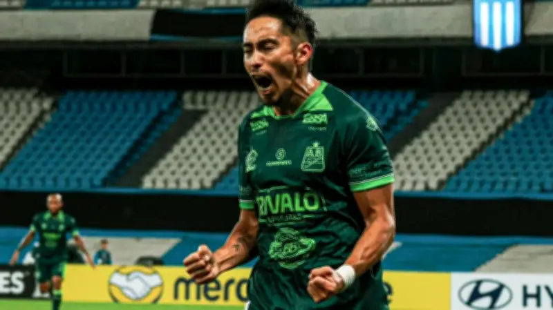 Atlético Bucaramanga hizo historia al vencer a Racing en Argentina por Copa Libertadores