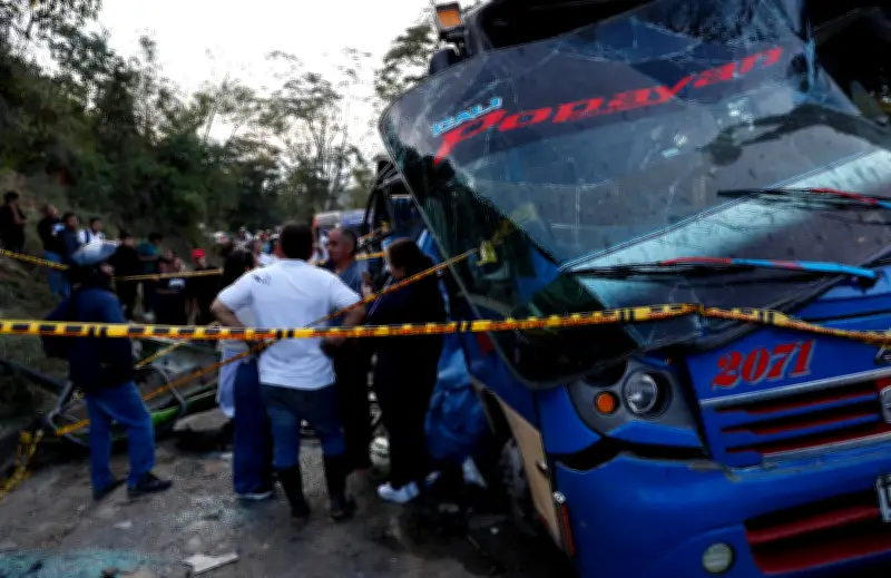 Aumenta a 14 muertos y 38 heridos atentado con cilindro bomba en Cajibío, Cauca
