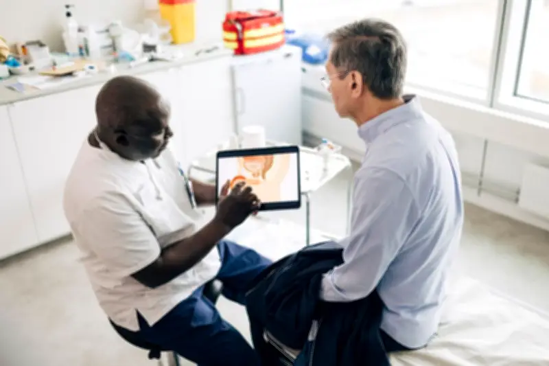 Avances en tratamientos contra cáncer de próstata en Colombia: más efectivos y menos agresivos