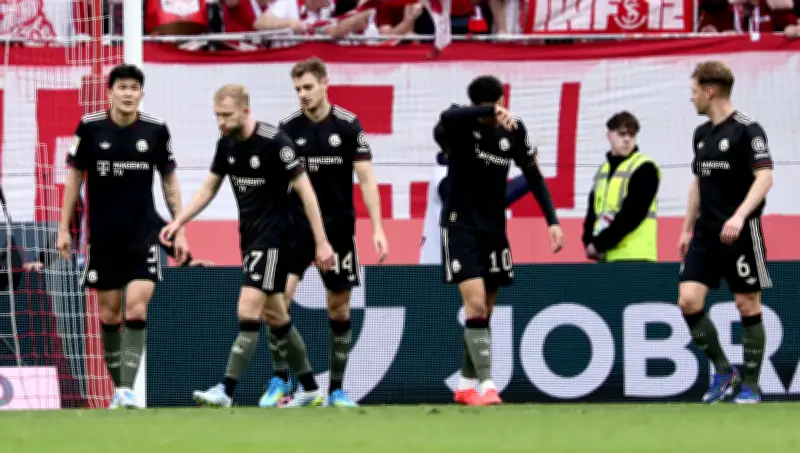 Bayern Múnich remonta en los minutos finales para vencer 2-3 al Friburgo en la Bundesliga