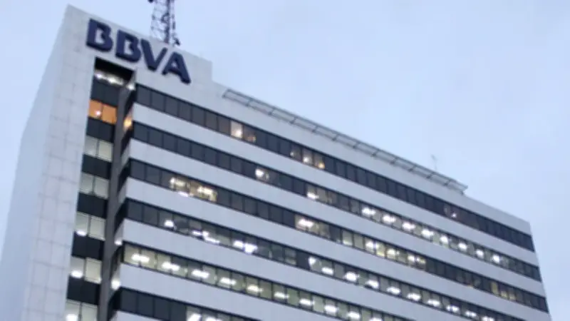 BBVA celebra tres décadas en Colombia con inversión de $300.000 millones en IA