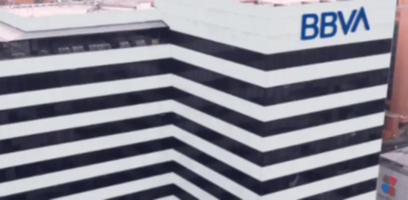 BBVA Colombia celebra 30 años con inversión de $300.000 millones en inteligencia artificial