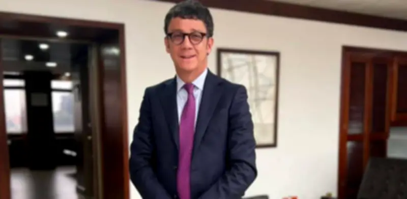 Billy Escobar renuncia a la Superintendencia de Sociedades