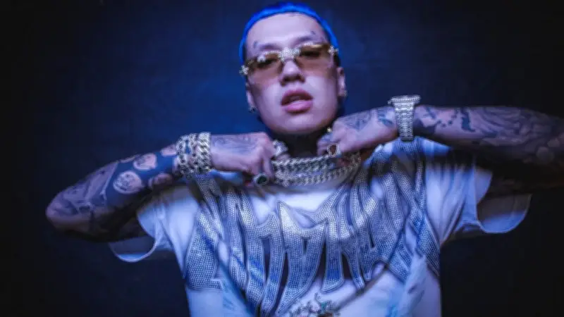 Blessd lidera los estrenos musicales de la semana con su nuevo álbum