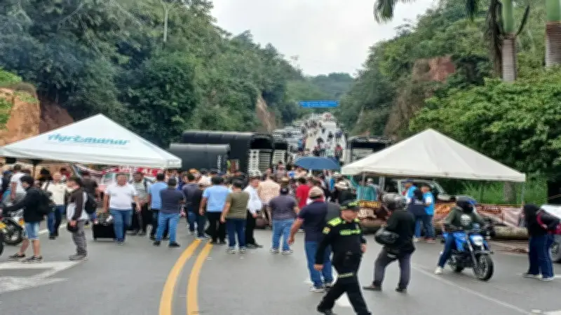 Bloqueos en Barrancabermeja generan crisis sanitaria: pacientes y medicamentos no pueden circular