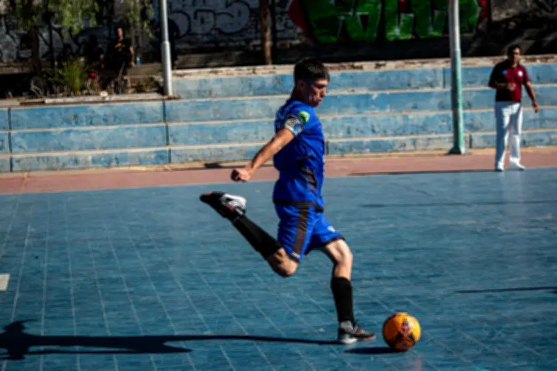 Bogotá lanza 'Rey del Barrio', el torneo de fútbol callejero más grande de Colombia
