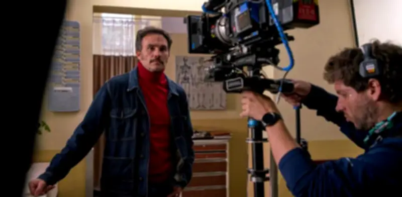 Bogotá se consolida como epicentro de producciones de Netflix gracias a la literatura colombiana