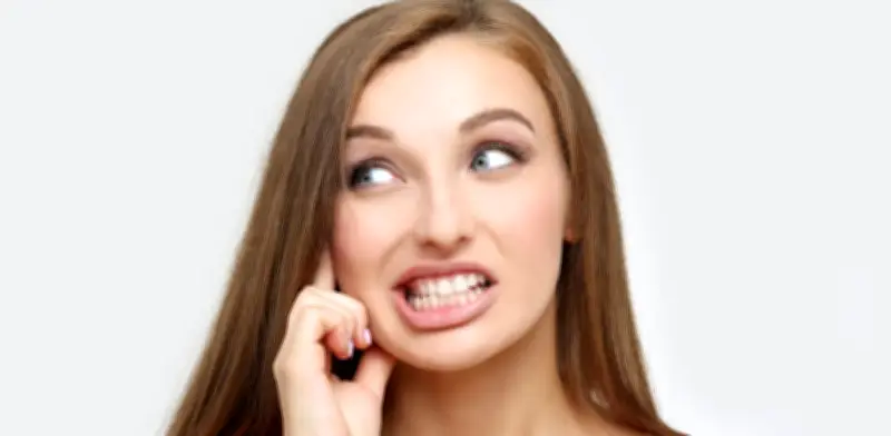 Bruxismo: no solo estrés, puede alertar sobre apnea o reflujo