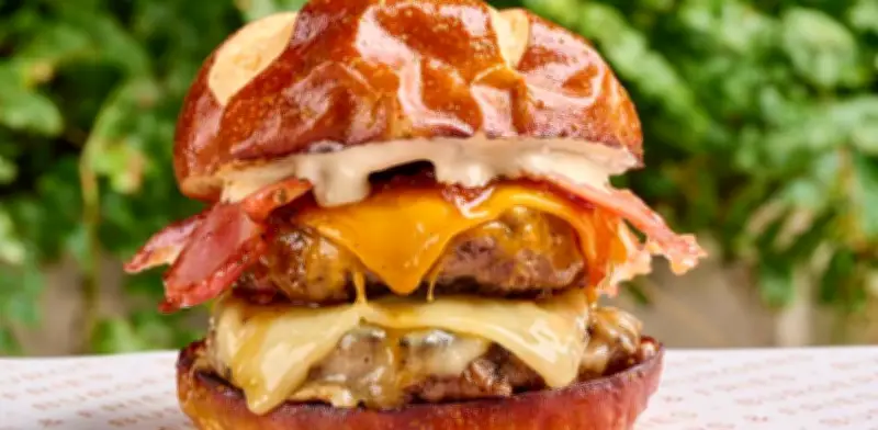 Burger Master 2026: Ovejo y Álvaro Clavijo lanzan la Big Band Burger desde $21.000