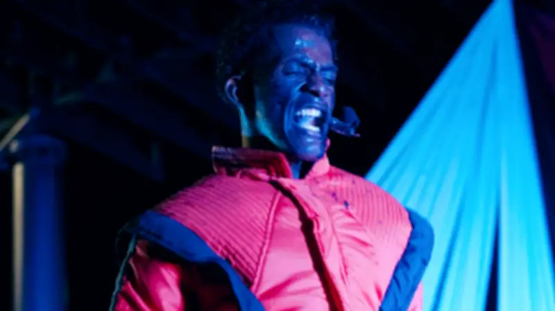 Cali corona a su 'Rey del Pop' en vibrante final del concurso de imitación de Michael Jackson