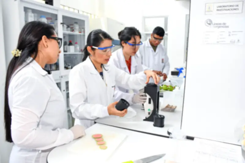 Cali fortalece su oferta académica con nueva Ingeniería Biológica en Universidad San Buenaventura
