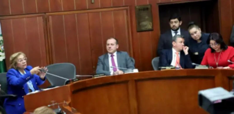 Cancillería e Imprenta defienden nuevo modelo de pasaportes en el Senado