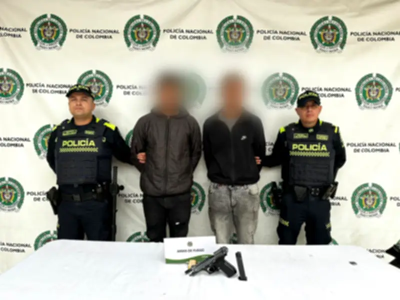 Capturan a dos hombres por intento de hurto en Puente Aranda