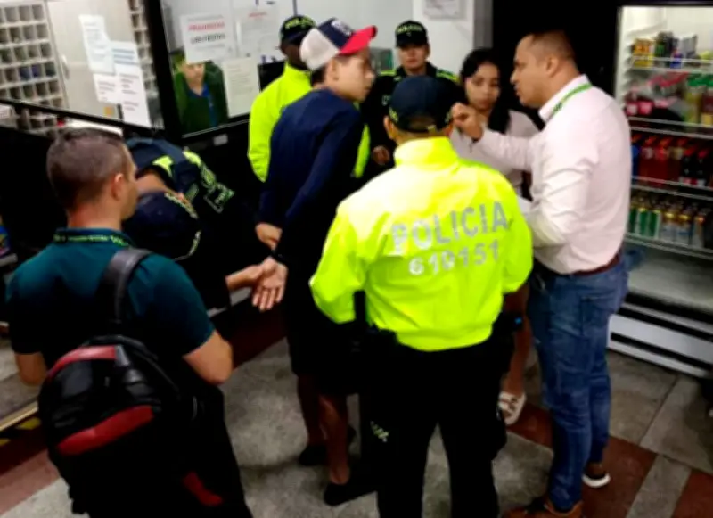 Capturan a madre y padrastro por agredir a niño de dos años en hotel de Medellín