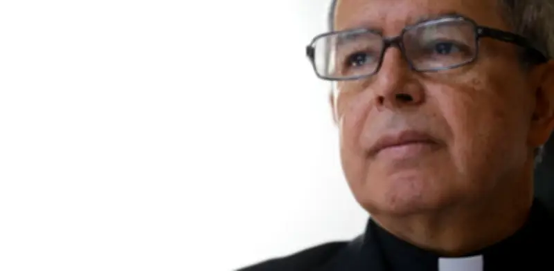 Cardenal Rueda reafirma compromiso con comunidad LGBTIQ+ en lavatorio de pies