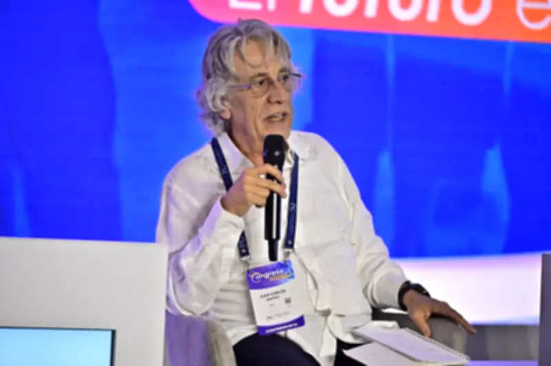 CARF advierte sobre urgente ajuste fiscal del 4% del PIB para próximo gobierno colombiano