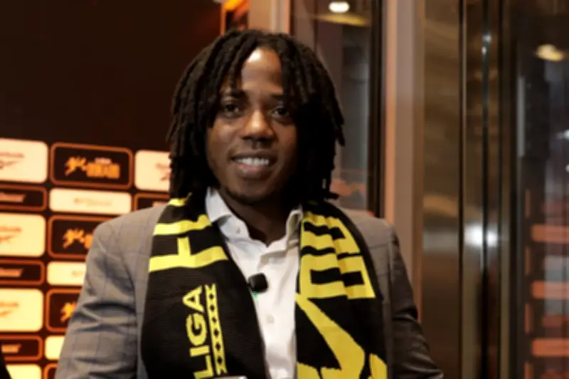 Carlos Sánchez: 'Nos estamos dando un tiro en el pie' por proceso de Lorenzo