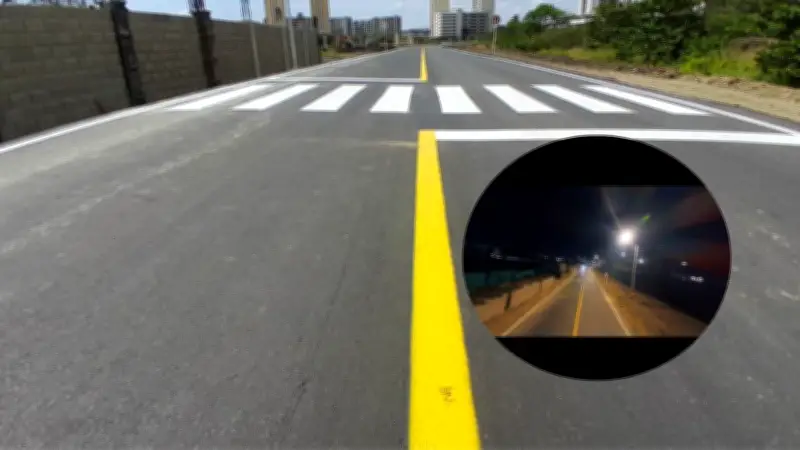 Cartagena instala alumbrado público en nueva vía Territorio Mío - Parque Heredia