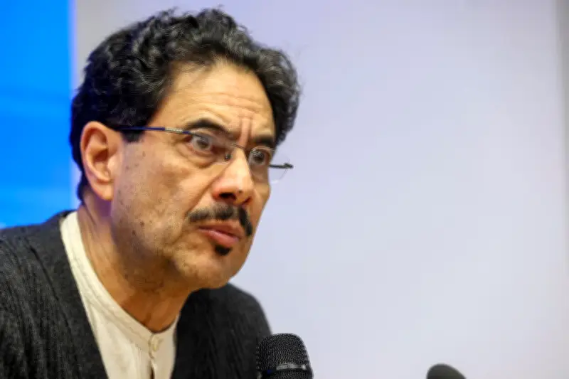 Cepeda busca acuerdo programático con Alianza Verde para fortalecer su candidatura