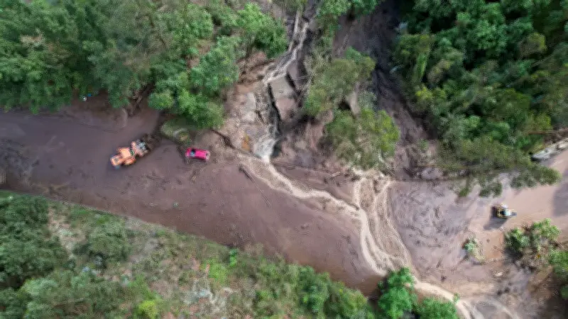 Cierre total en vía Mosquera-La Mesa por deslizamientos