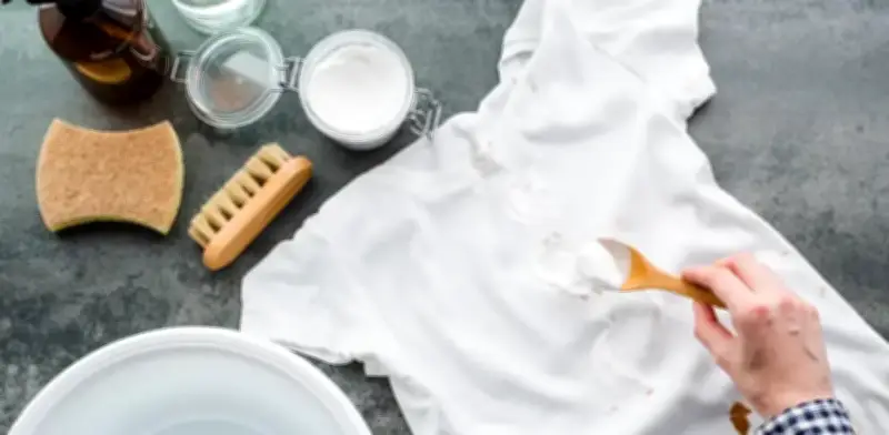 Cómo recuperar el blanco original de la ropa blanca y eliminar el tono amarillento