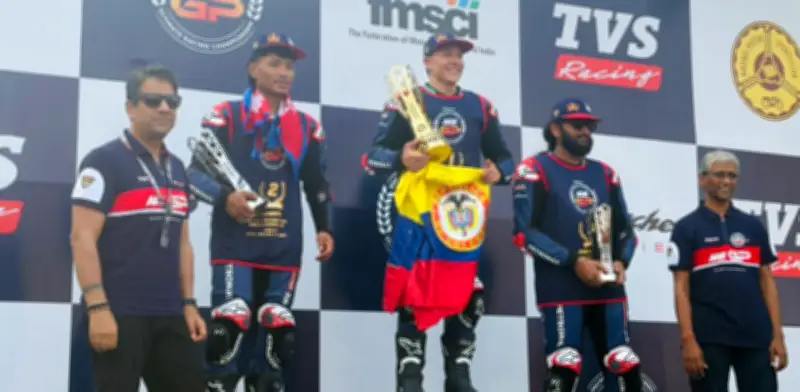 Colombia celebra doble podio en final mundial de motociclismo ARE GP en India