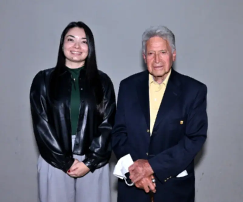Colombia fortalece vocación científica juvenil en foro inspirado por la misión Artemis II