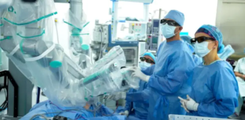 Colombia realiza primeras cirugías con robot Mantra 3 en Santander