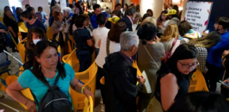 Comercio y personas naturales lideran renovación mercantil en Bogotá y región con 470.560 matrículas