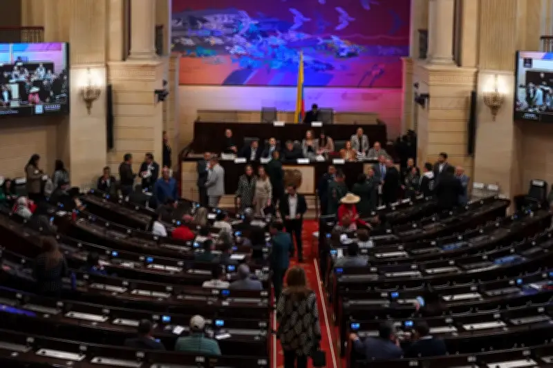 Congreso colombiano paralizado: sesiones sin quórum y debates superficiales marcan fin de legislatura
