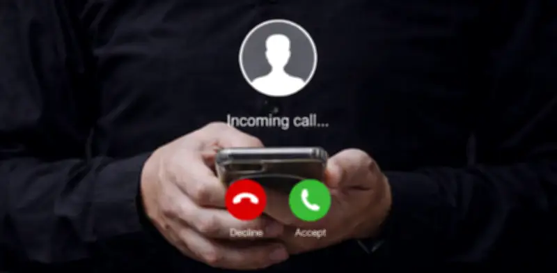 Contestar llamadas internacionales desconocidas: riesgos de estafas y robo de identidad