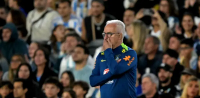 Corinthians, rival de Santa Fe en Libertadores, despide a Dorival Júnior antes del debut