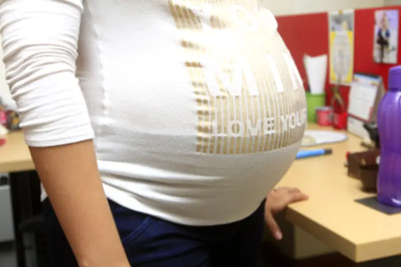 Corte Constitucional estudia demanda para ampliar licencia de maternidad a 24 semanas