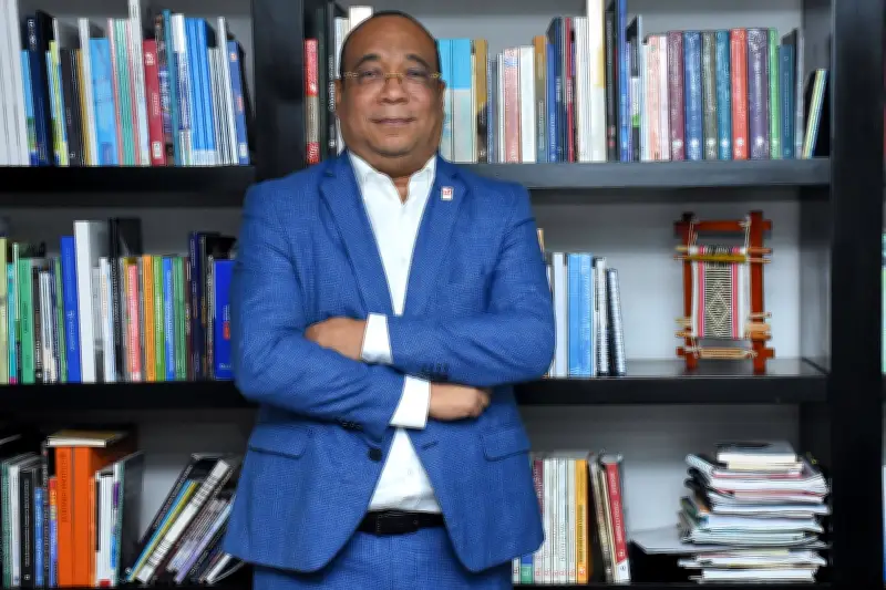 Crisis en la Universidad del Valle: rector Guillermo Murillo responde a paro y denuncias