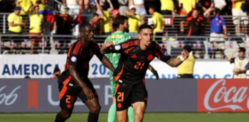 Daniel Muñoz fija meta mundialista: 'Colombia quiere ganar el Mundial'