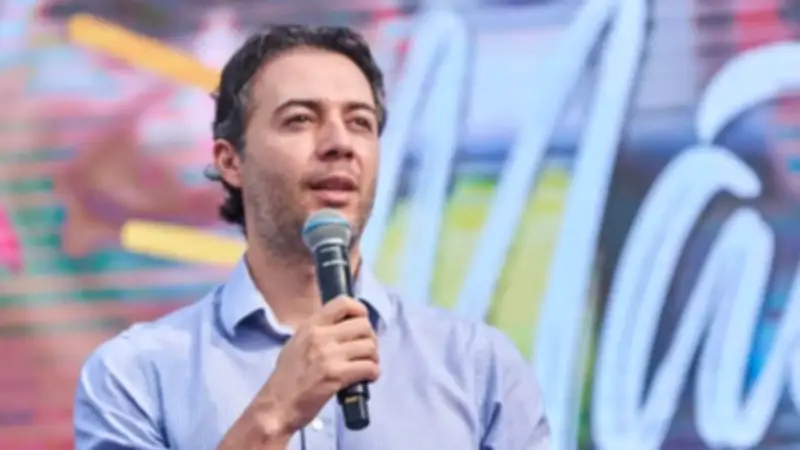 Daniel Quintero advierte sobre crisis en EPS y reforma del sistema de salud