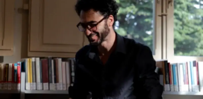 Daniele Aristarco alerta sobre desinformación y sobrecarga informativa en la FILBo 2026