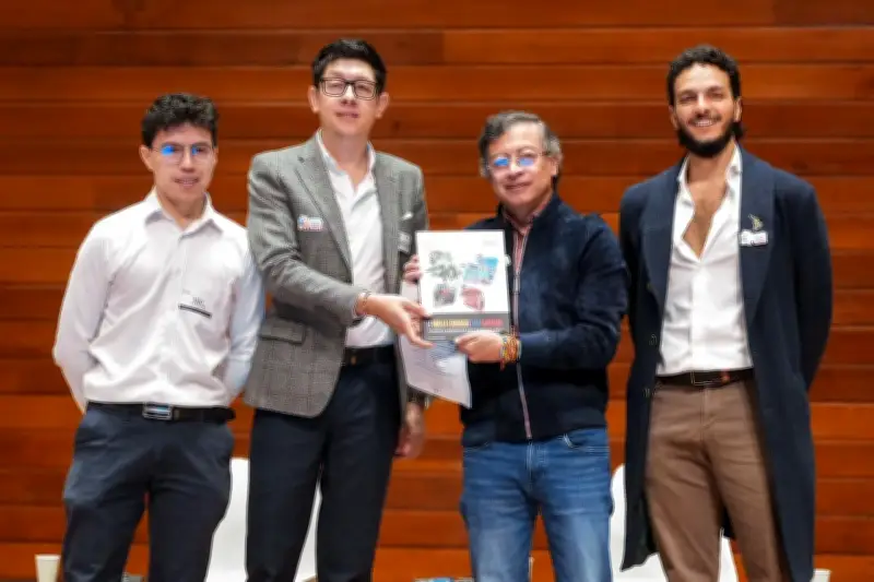 Denuncian vínculos contractuales entre Centro de Pensamiento Vida y Ministerio de Educación