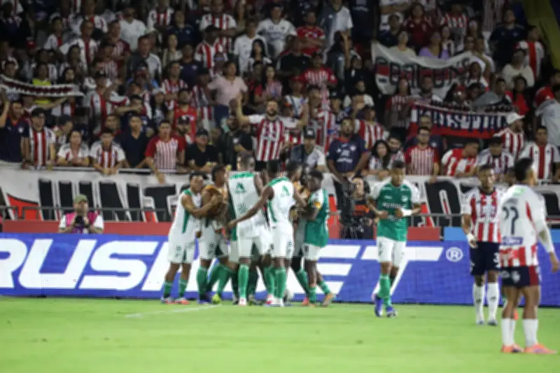Deportivo Cali regresa al grupo de los ocho tras vencer al Junior en la Liga Colombiana
