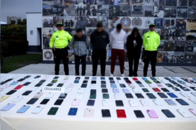 Desarticulan red 'Los Liberadores' en Bogotá: incautan 380 celulares de alta gama