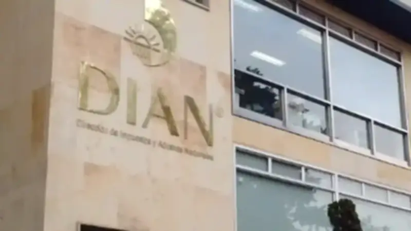 DIAN ofrece más de 1.100 vacantes con sueldos de hasta 20 millones de pesos: Convocatoria 2026