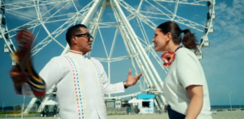 Directora francesa graba video en Barranquilla para invitar a Shakira a París