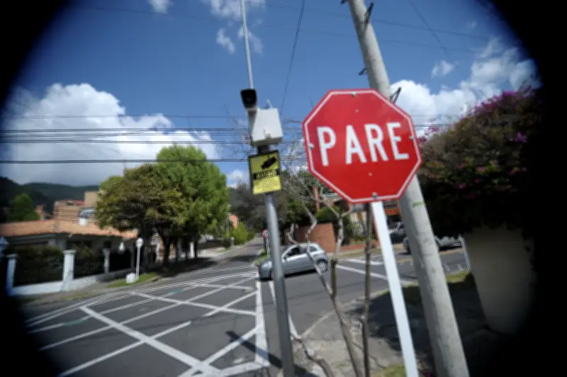 Distrito defiende prórrogas en contrato de cámaras LPR y niega detrimento patrimonial