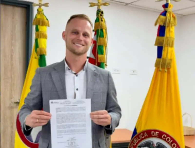 Dominic Wolf, el alemán más colombiano, jura como ciudadano tras 10 años